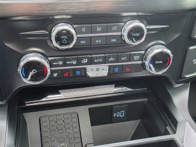 2024 Ford Super Duty F-350 SRW Pickup LARIAT