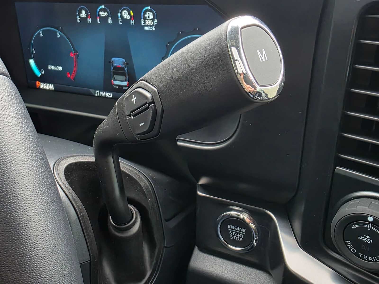 2024 Ford Super Duty F-350 SRW Pickup LARIAT