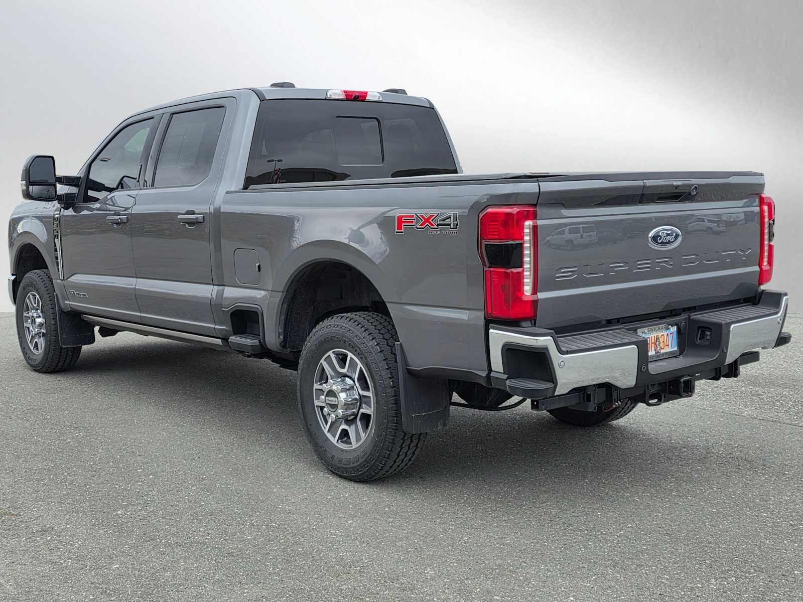 2024 Ford Super Duty F-350 SRW Pickup LARIAT