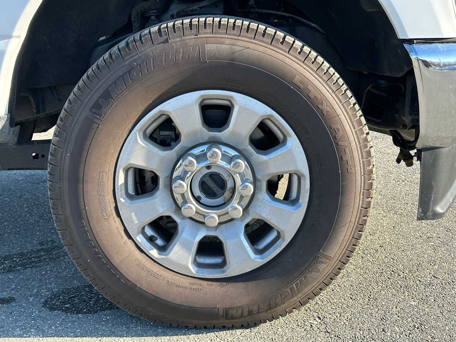 2023 Ford Super Duty F-350 SRW Pickup XLT