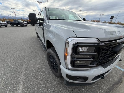 2026 Ford Super Duty F-350 SRW Pickup XLT