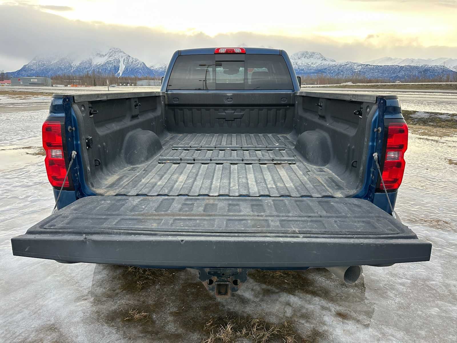 2015 Chevrolet Silverado 3500HD High Country