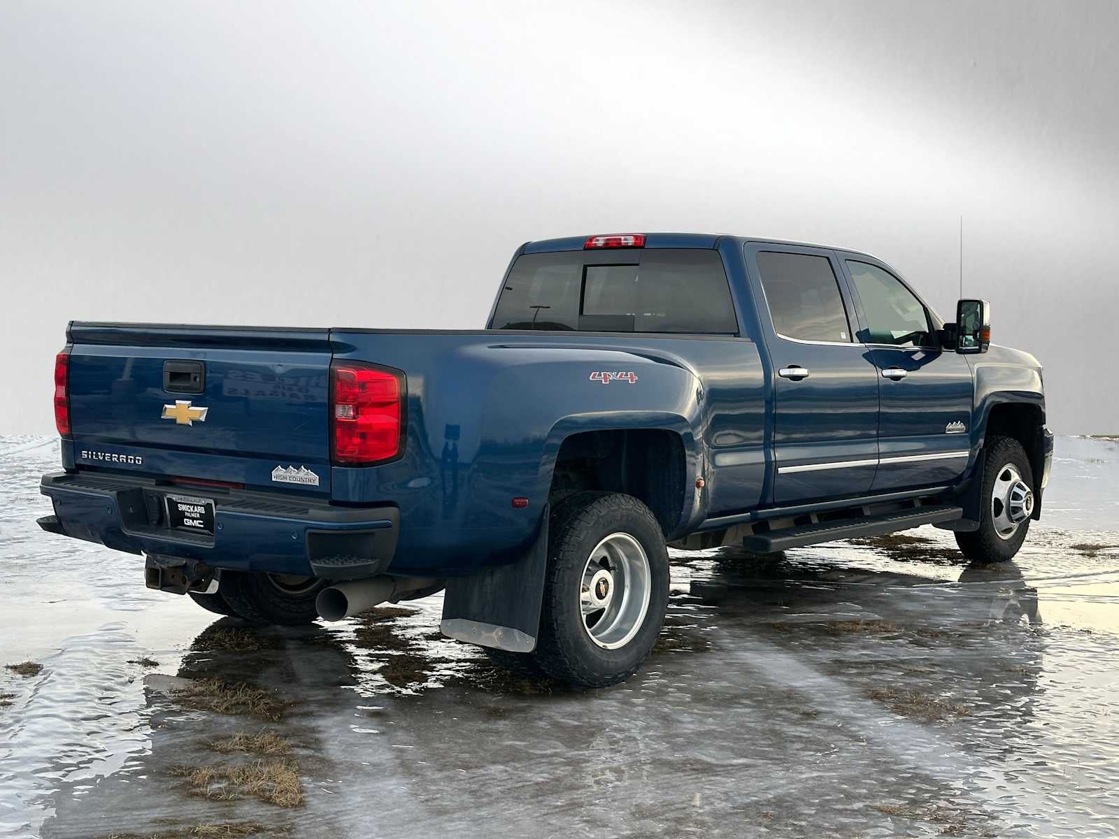 2015 Chevrolet Silverado 3500HD High Country
