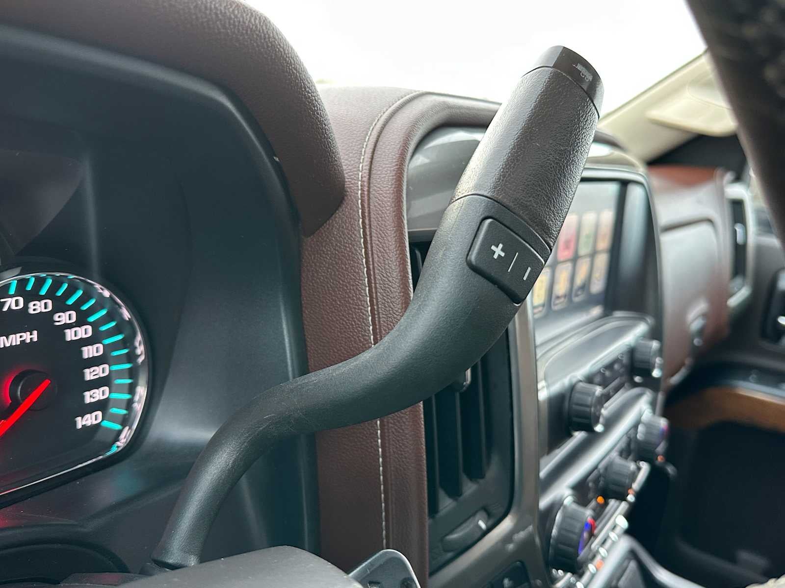 2015 Chevrolet Silverado 3500HD High Country