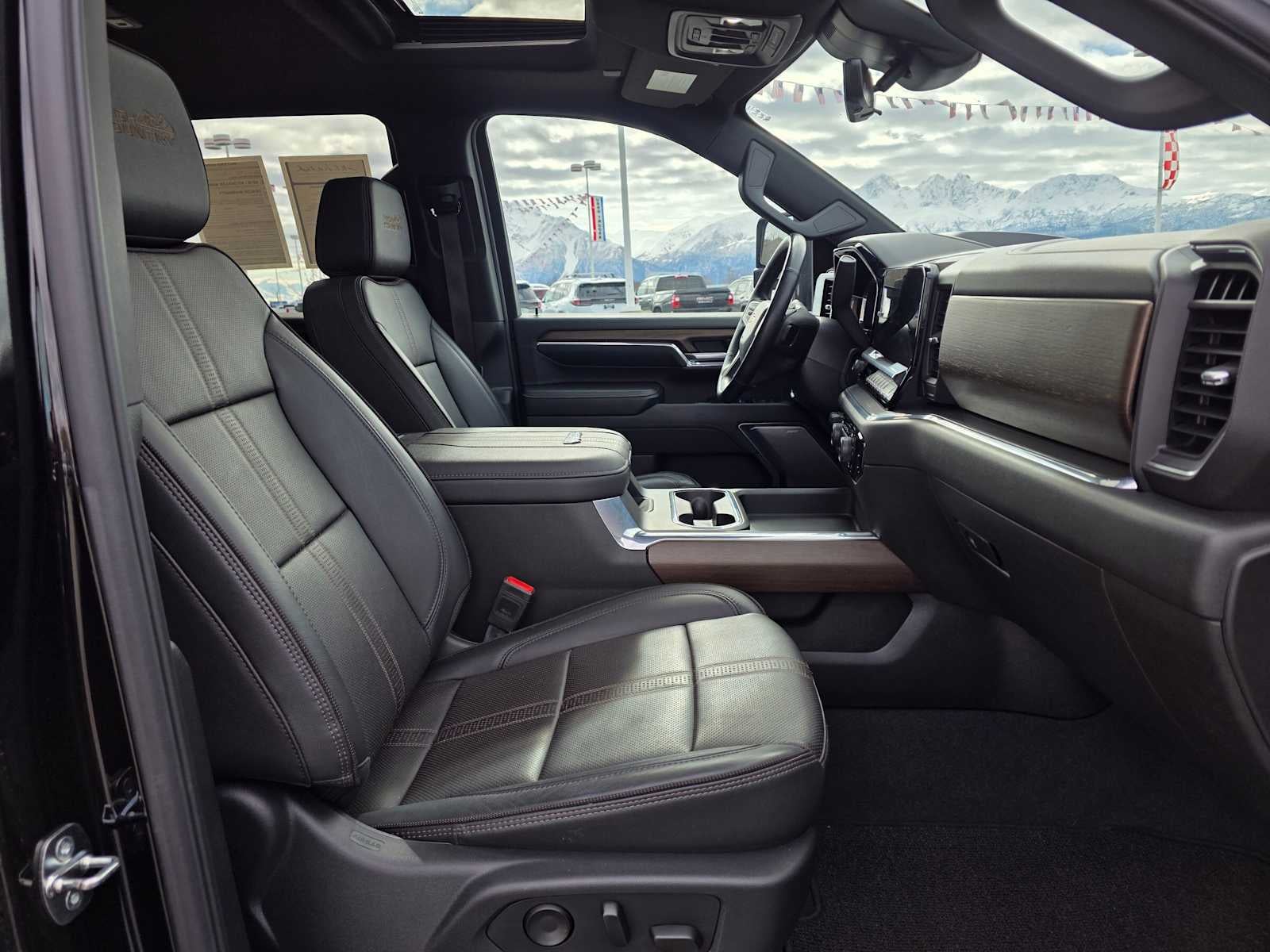 2024 Chevrolet Silverado 2500HD High Country