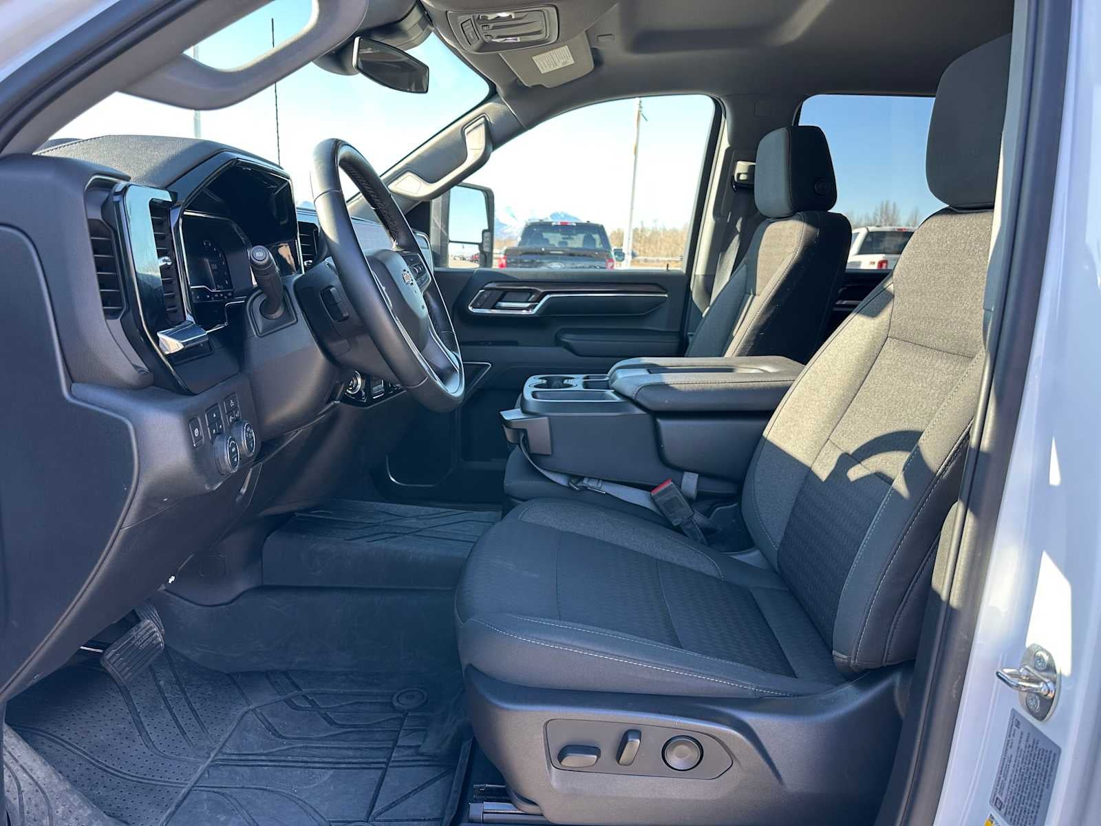 2024 Chevrolet Silverado 3500HD LT
