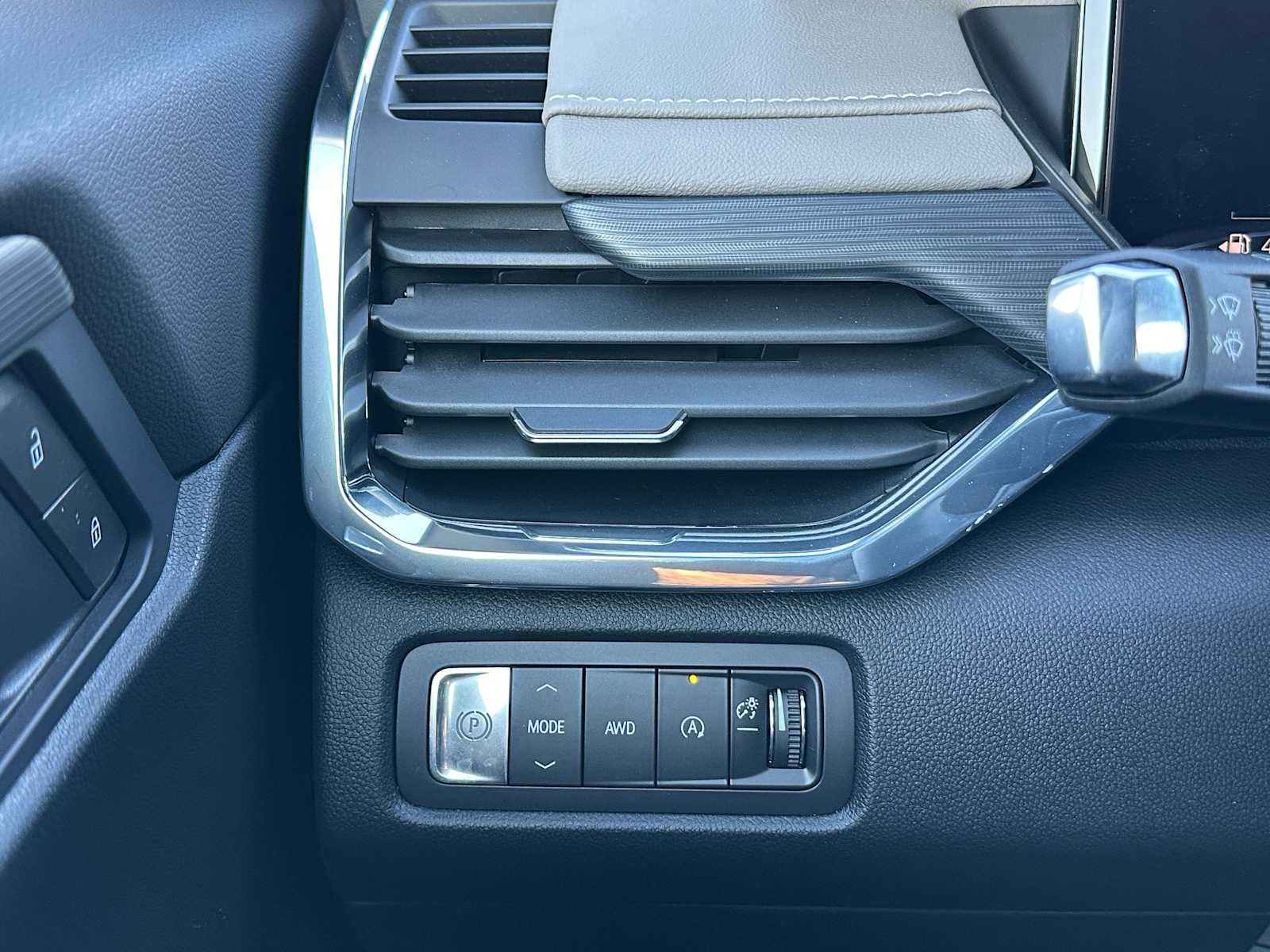 2026 GMC Acadia AWD Elevation