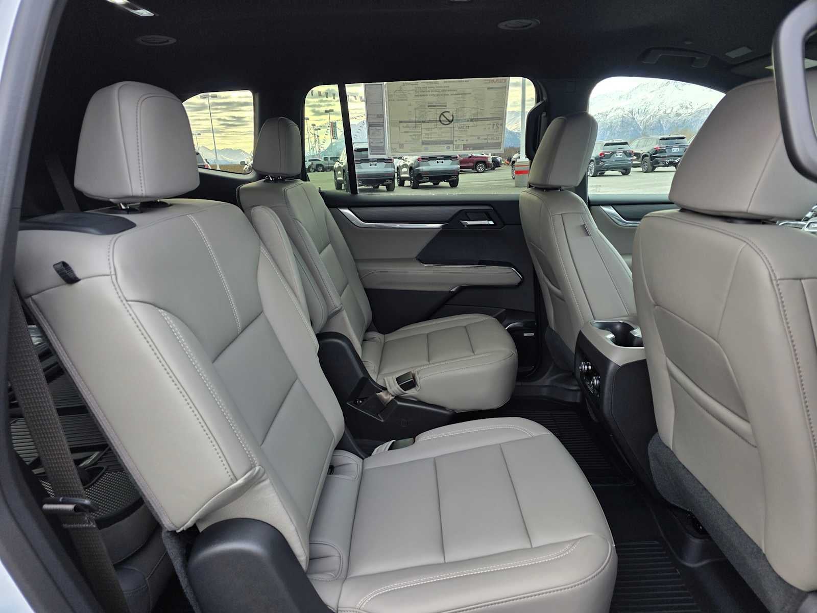 2026 GMC Acadia AWD Elevation