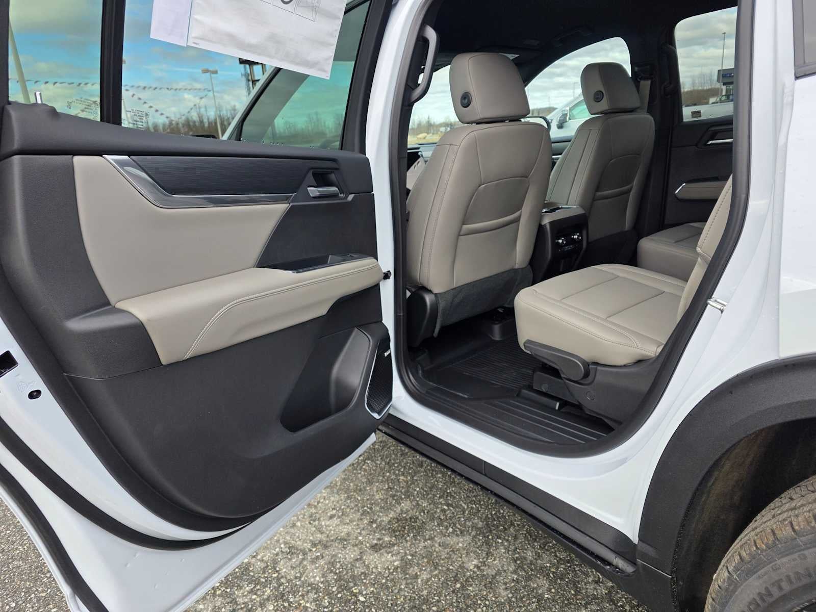 2026 GMC Acadia AWD Elevation