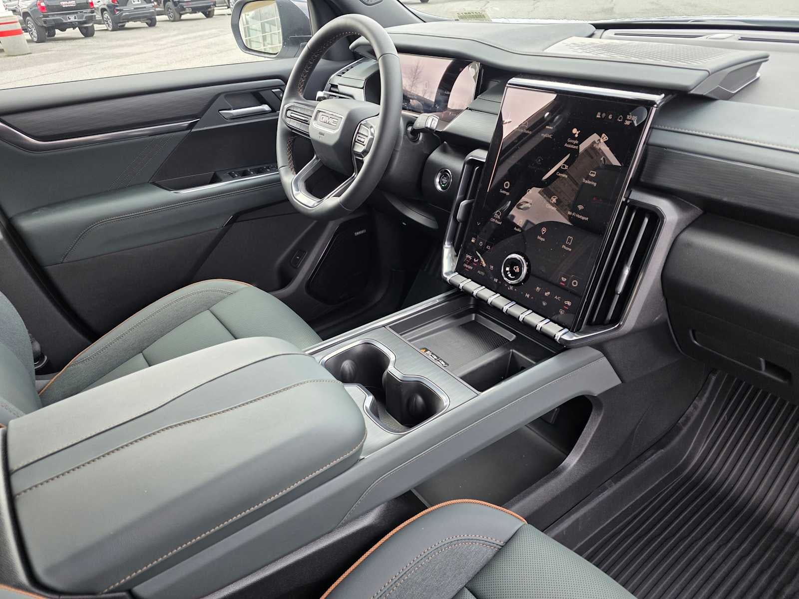 2026 GMC Acadia AWD AT4