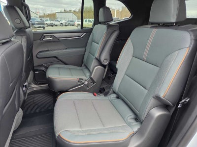 2026 GMC Acadia AWD AT4