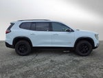 2026 GMC Acadia AWD AT4