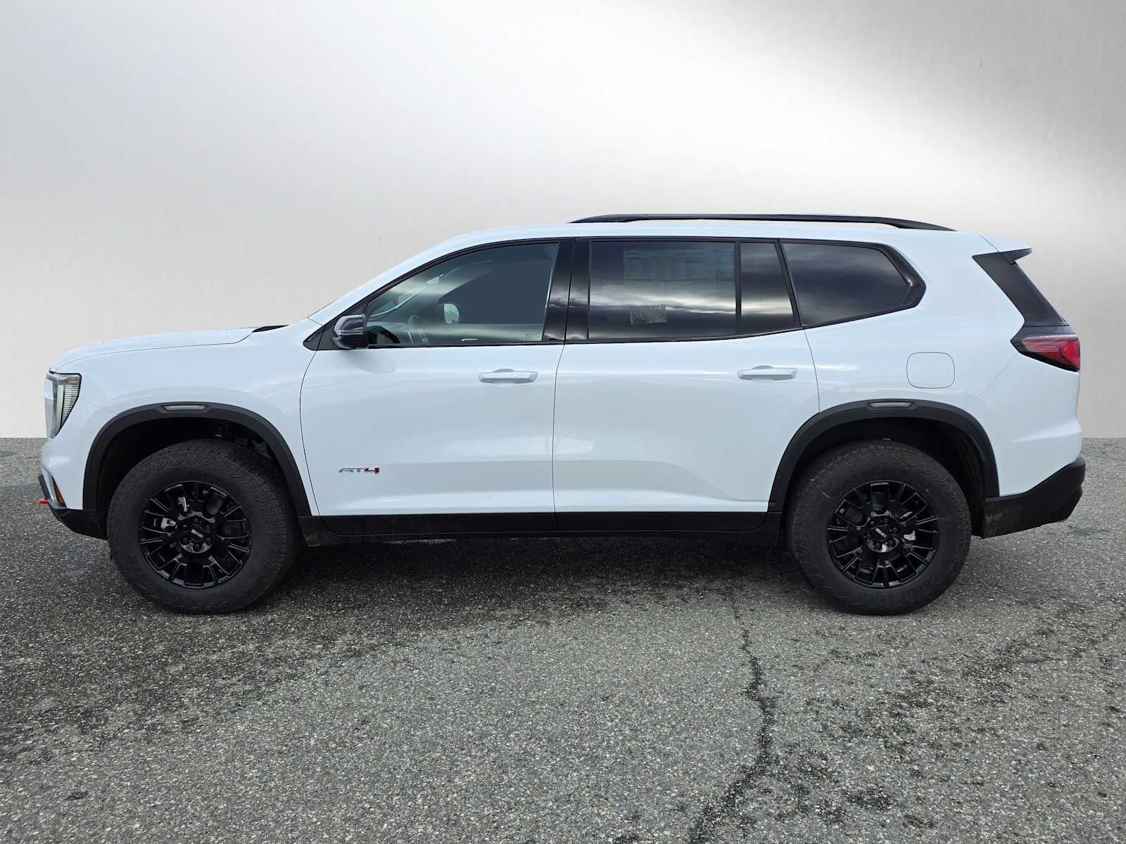 2026 GMC Acadia AWD AT4