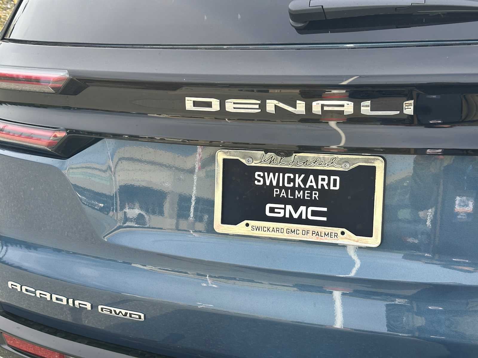 2026 GMC Acadia AWD Denali
