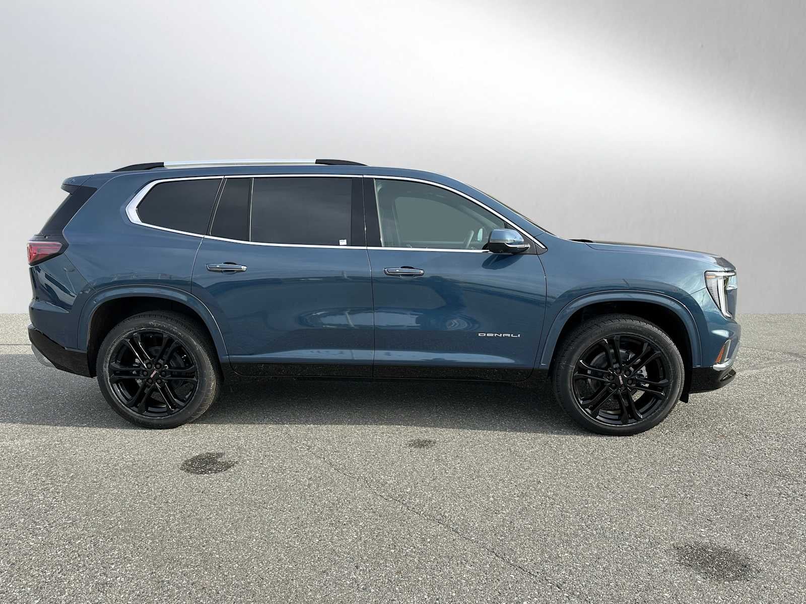 2026 GMC Acadia AWD Denali