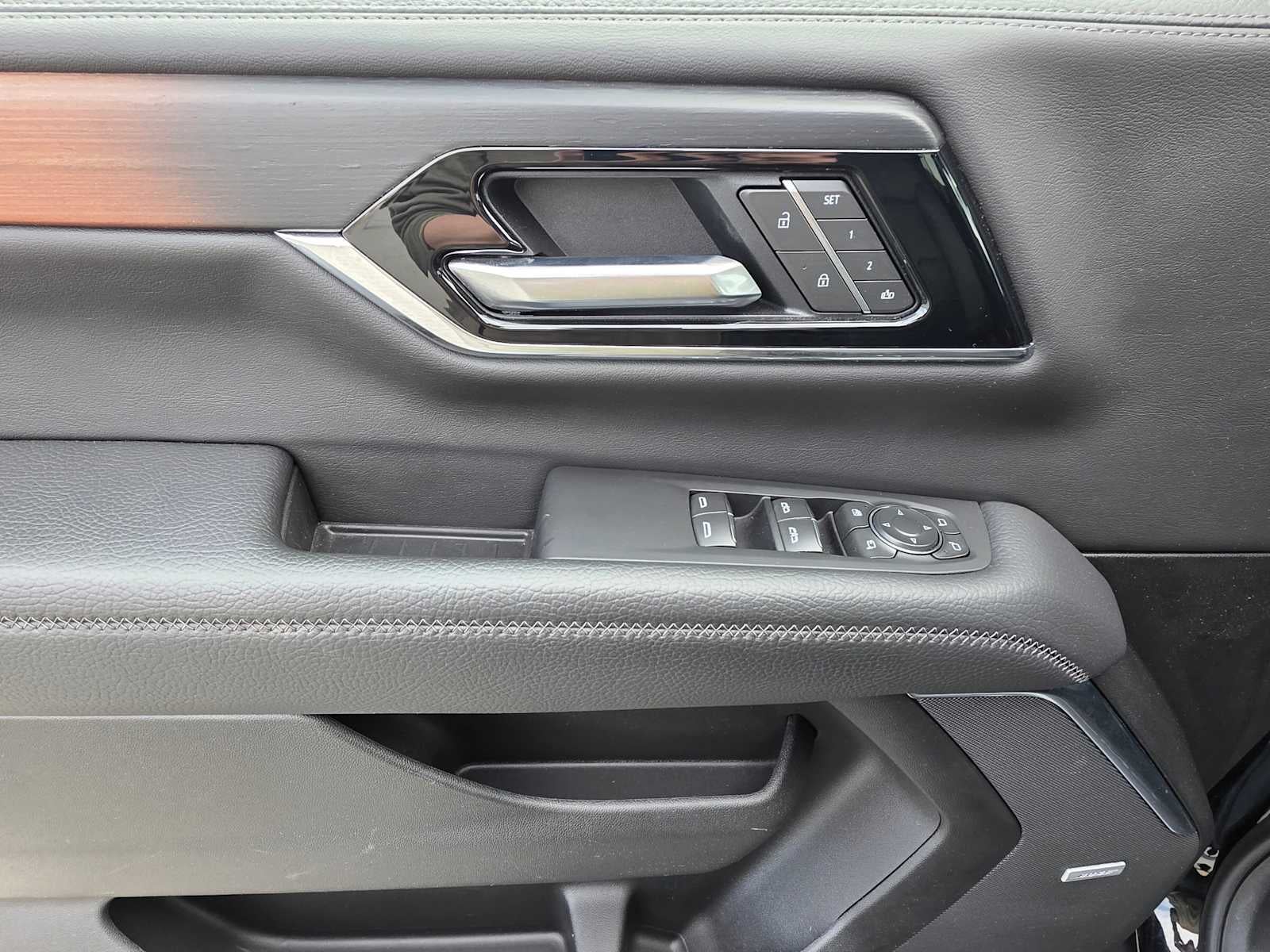 2025 GMC Yukon Denali Denali