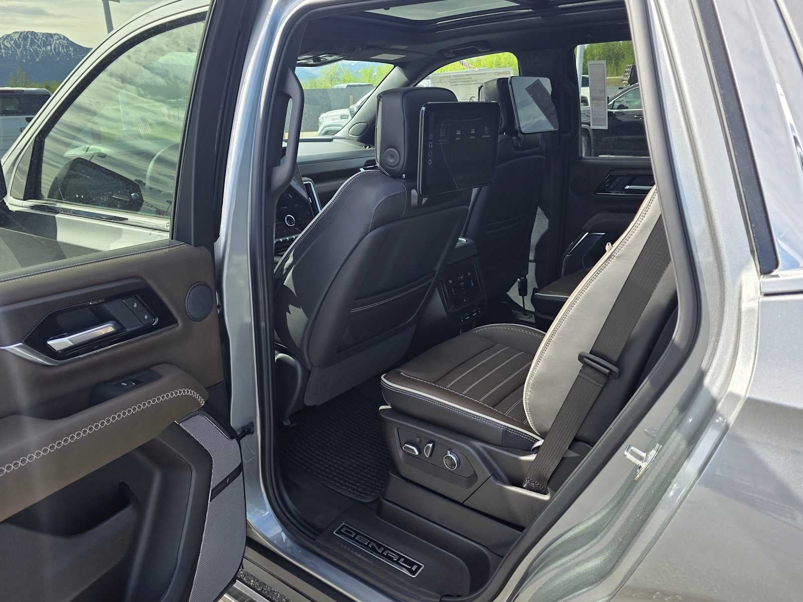 2026 GMC Yukon Denali Ultimate Denali Ultimate