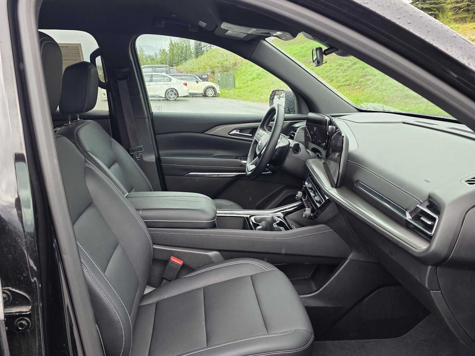 2026 Chevrolet Traverse AWD LT