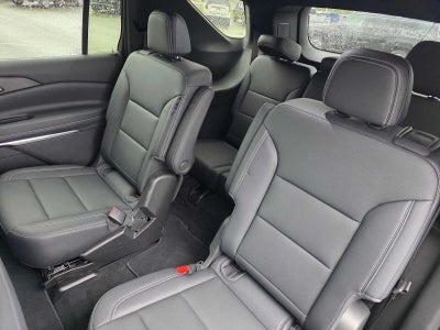 2026 Chevrolet Traverse AWD LT