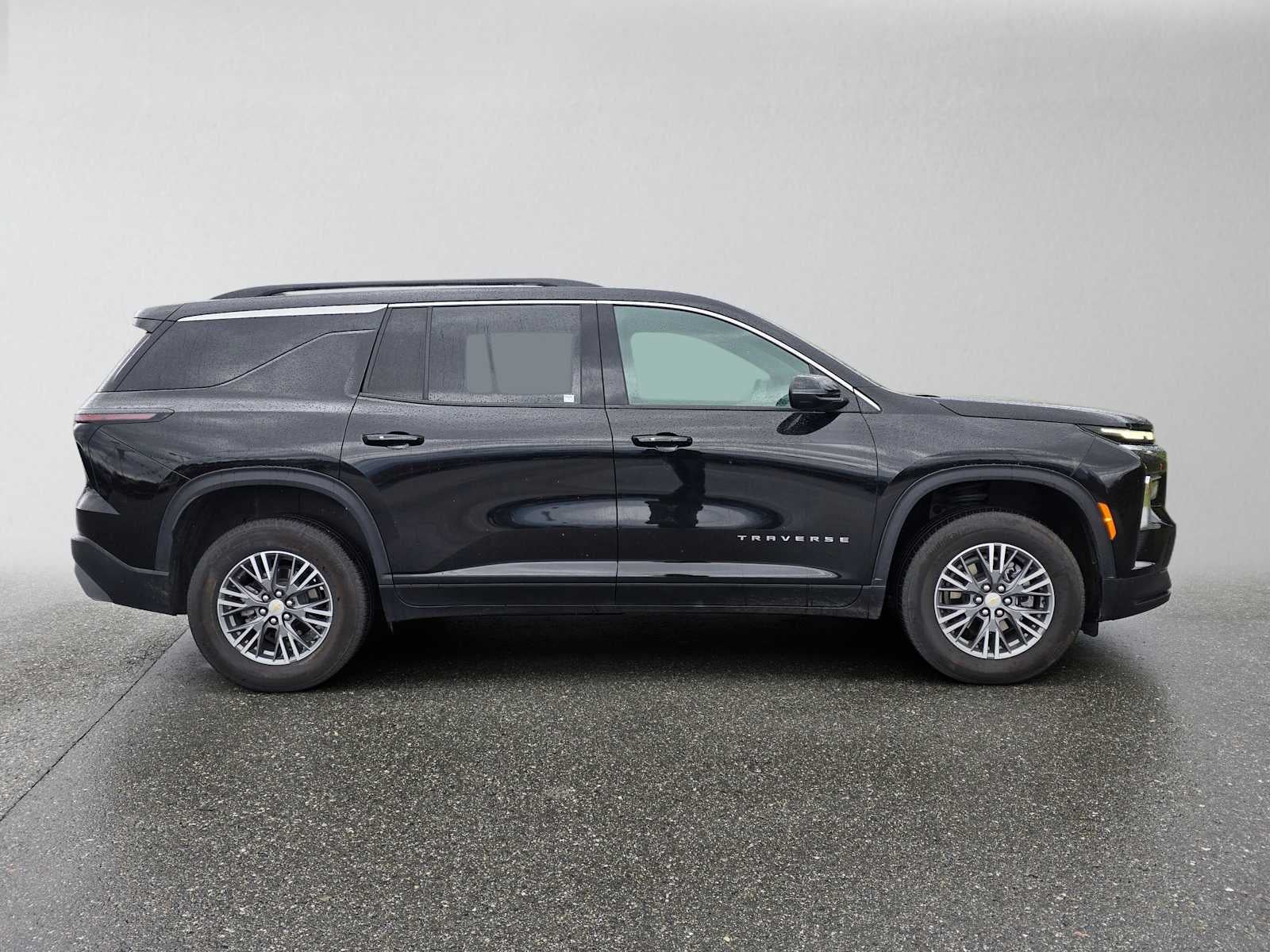 2026 Chevrolet Traverse AWD LT