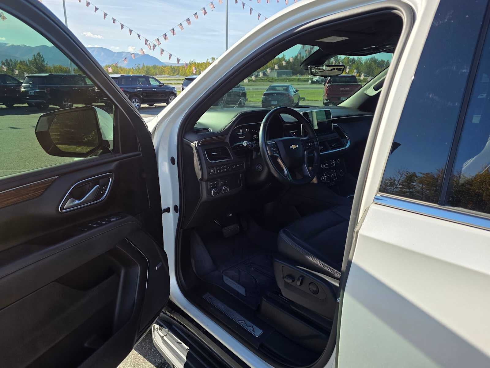 2022 Chevrolet Suburban High Country