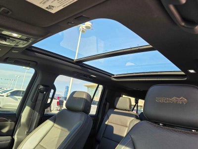 2022 Chevrolet Suburban High Country
