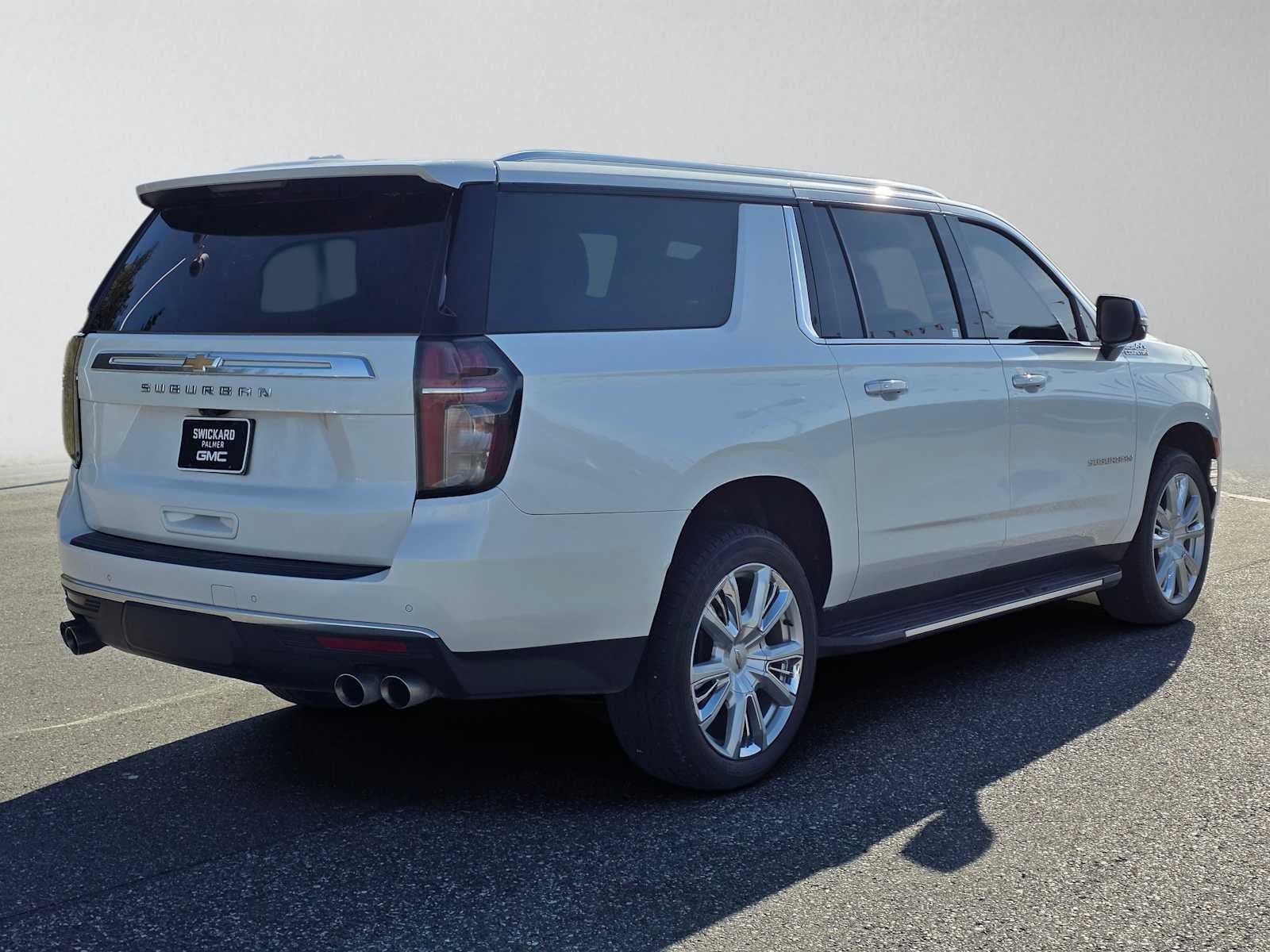 2022 Chevrolet Suburban High Country
