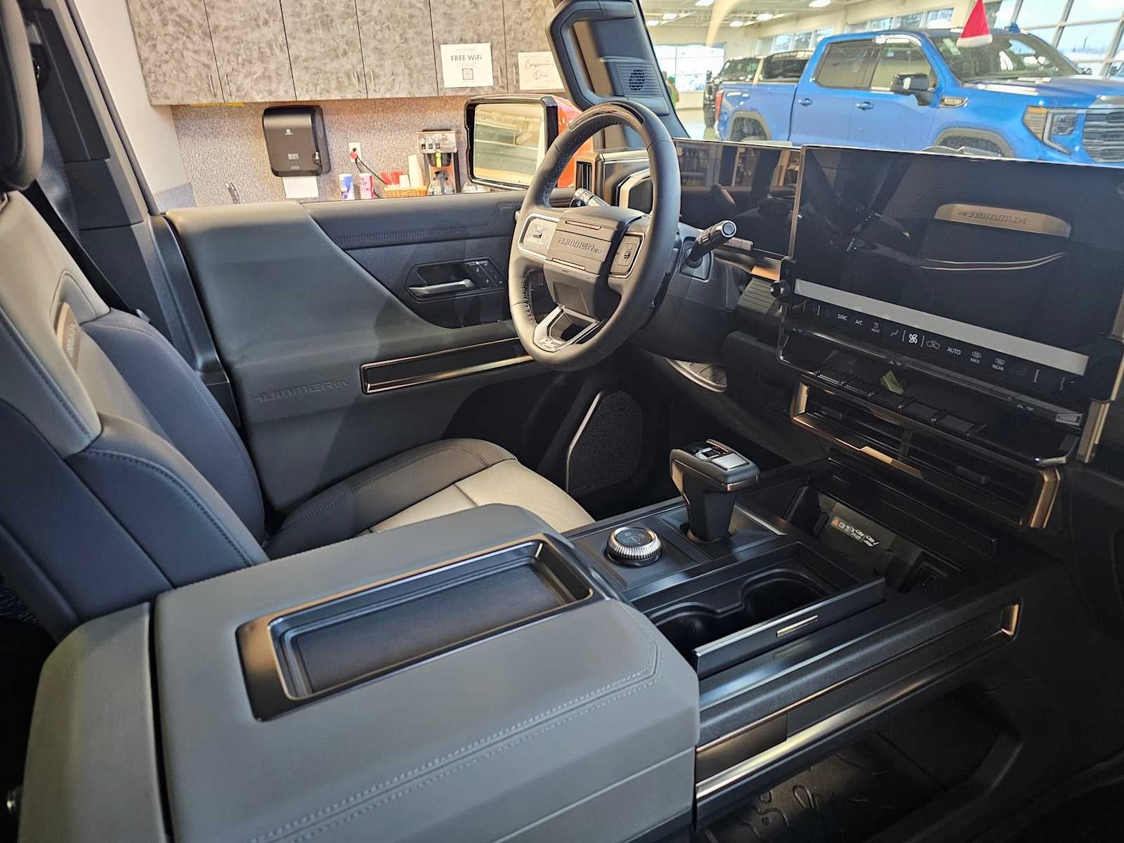 2024 GMC HUMMER EV Pickup 2X