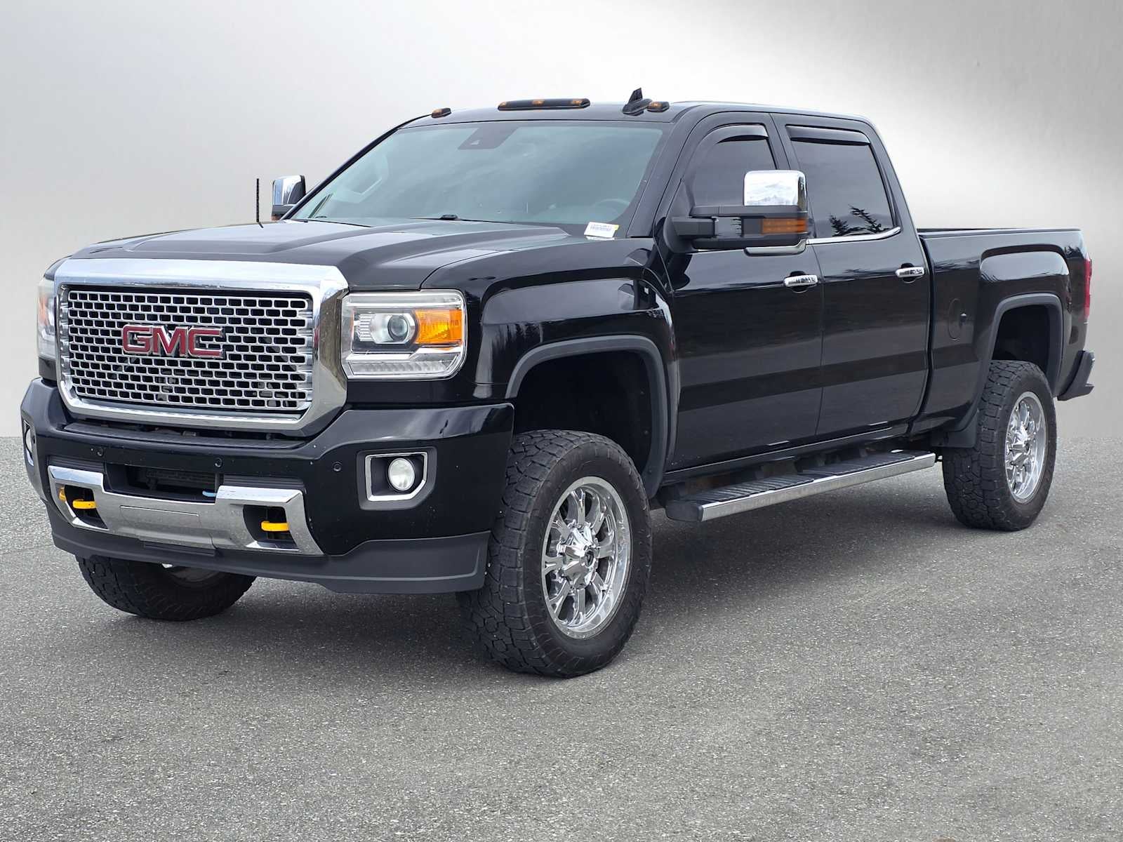 2015 GMC Sierra 2500HD Denali