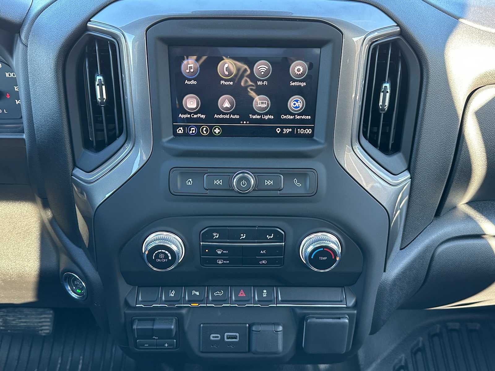 2025 GMC Sierra 2500HD Pro