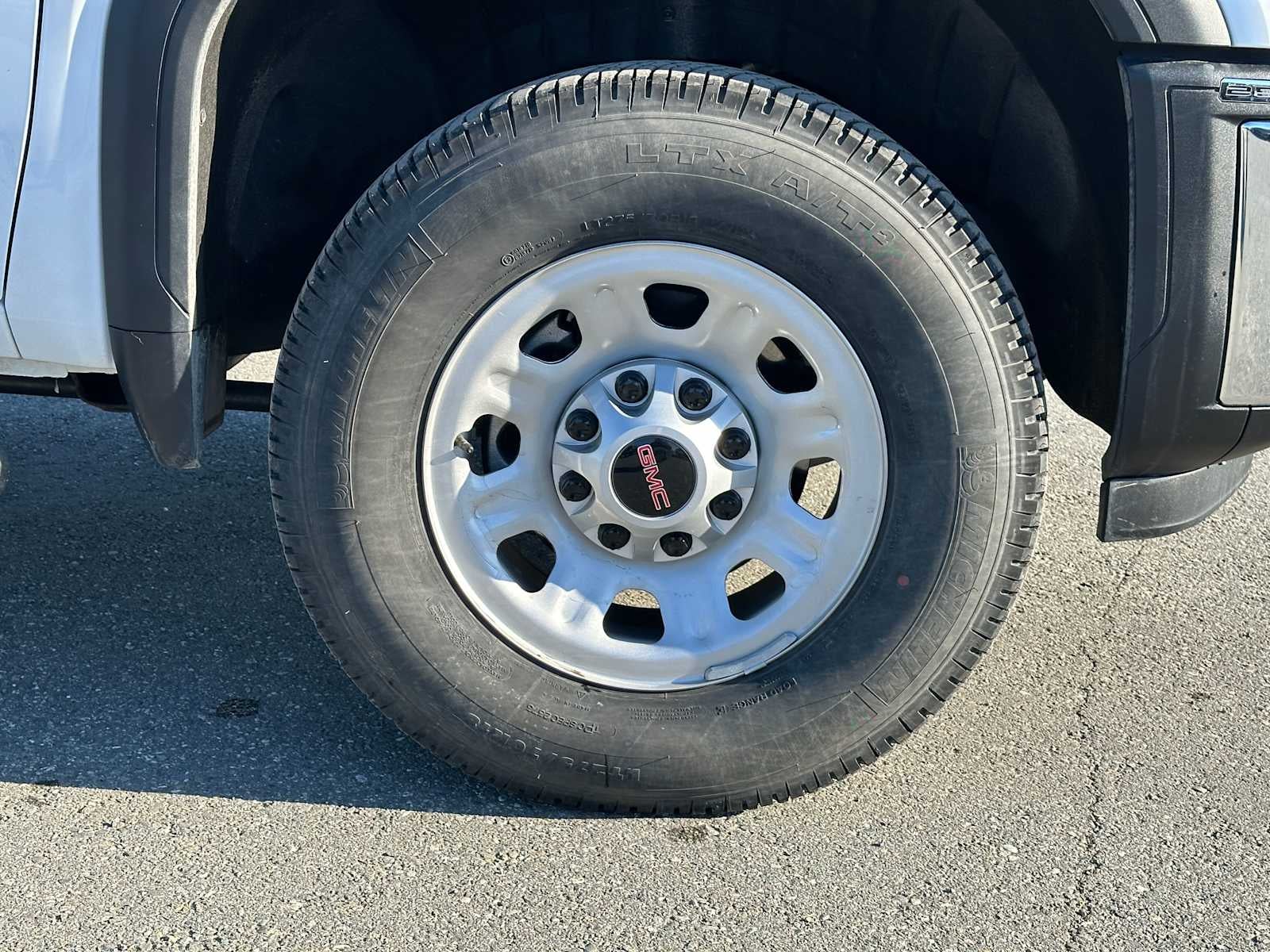 2025 GMC Sierra 2500HD Pro