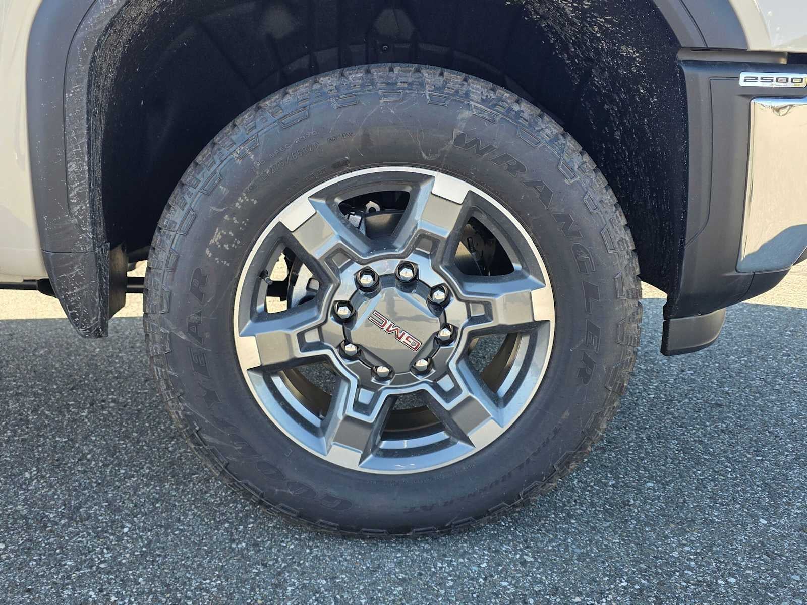 2026 GMC Sierra 2500HD SLE