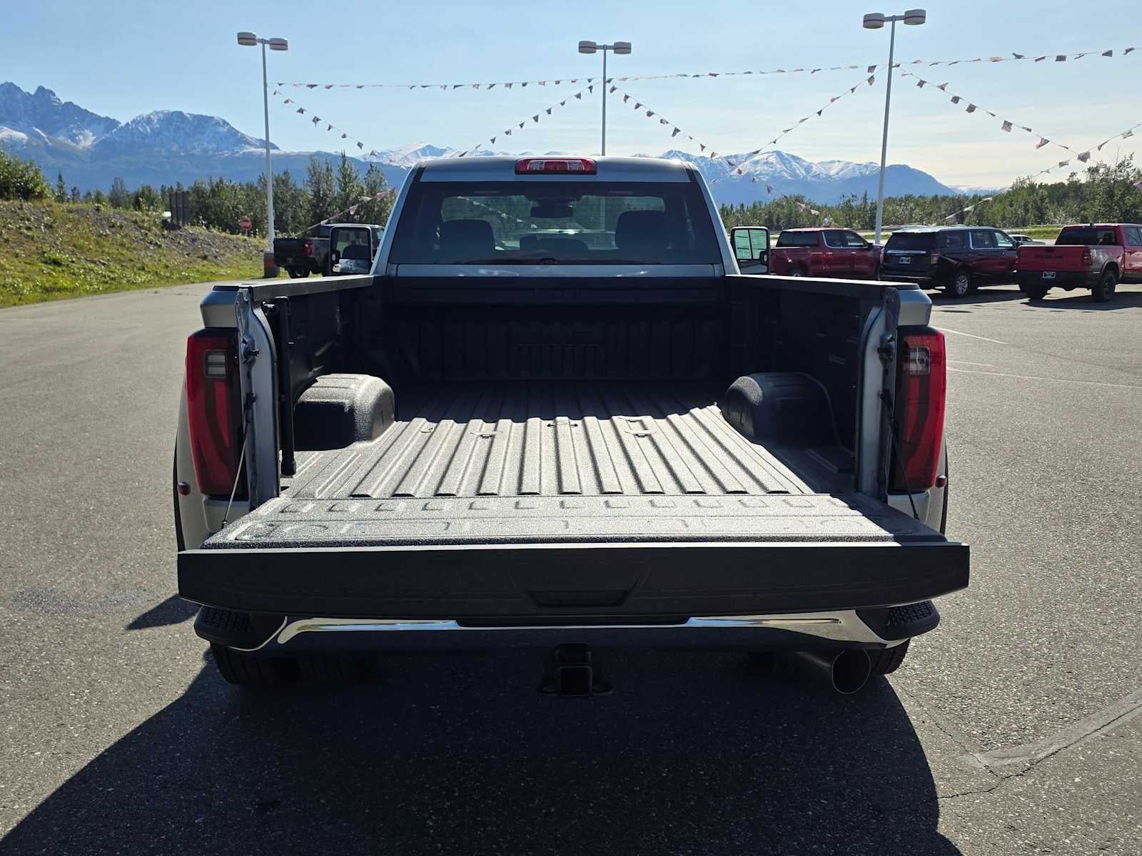 2026 GMC Sierra 3500HD SLE