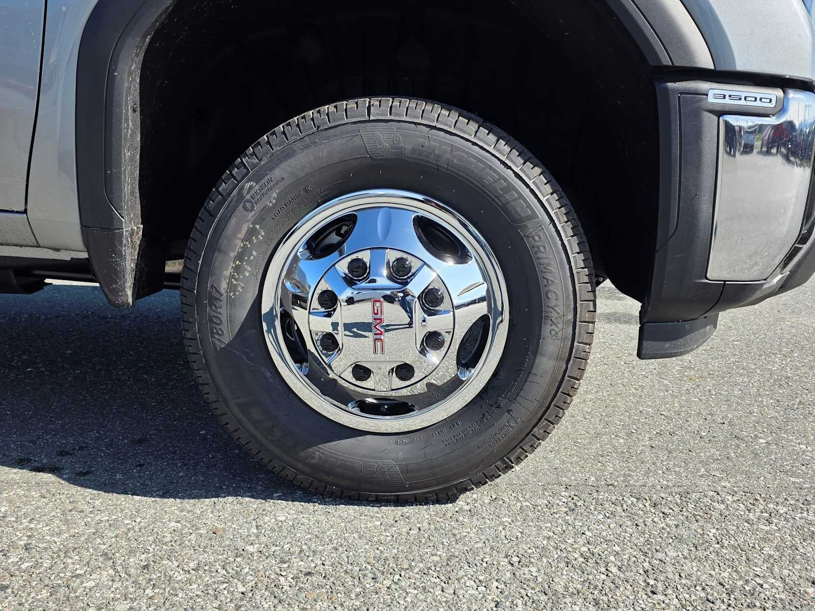 2026 GMC Sierra 3500HD SLE