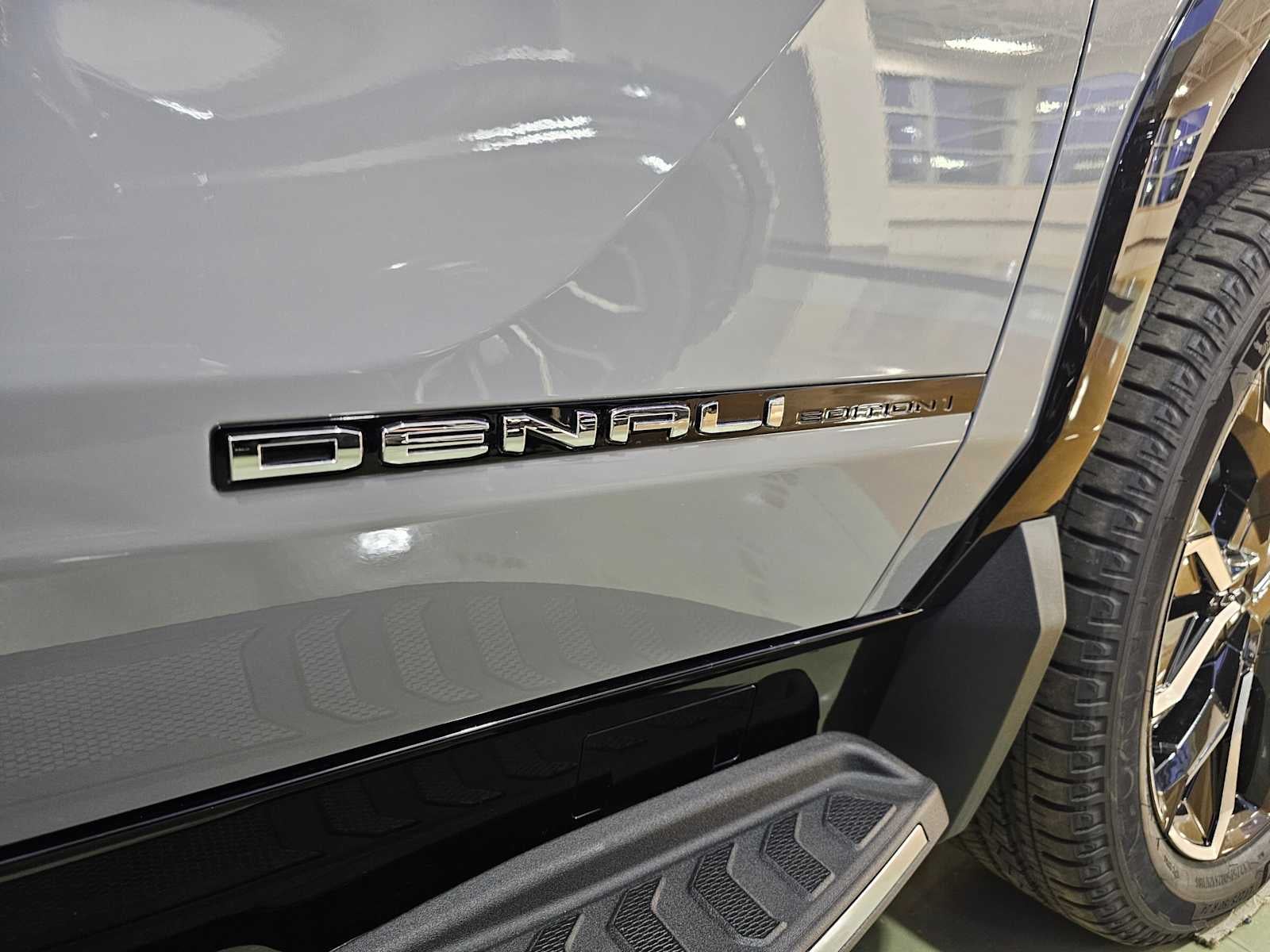 2024 GMC Sierra EV Denali Edition 1