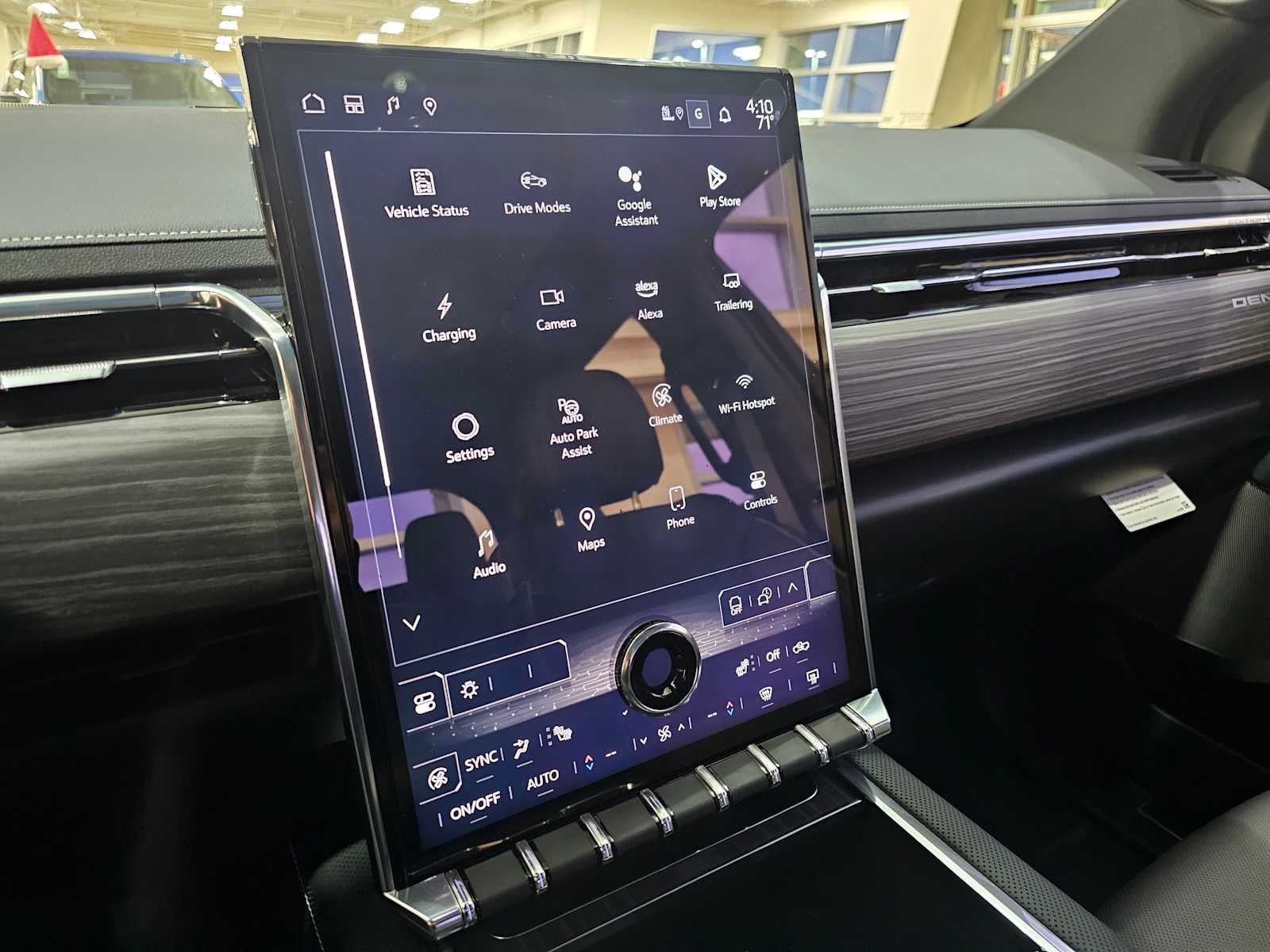 2024 GMC Sierra EV Denali Edition 1