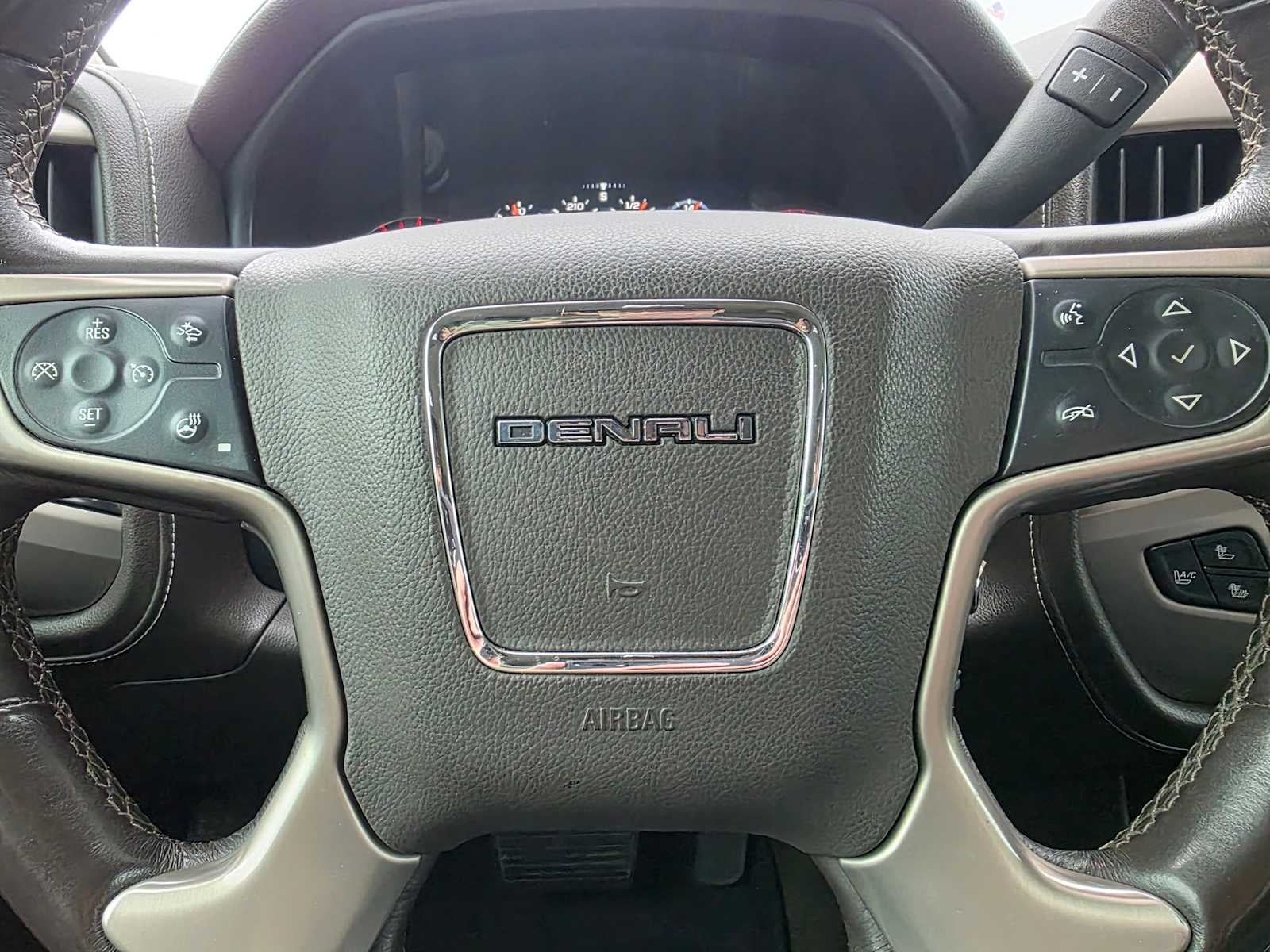 2015 GMC Sierra 3500HD Denali