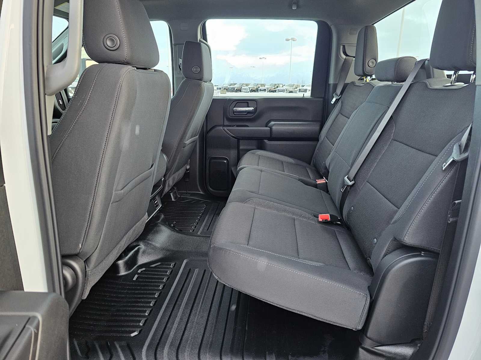 2025 GMC Sierra 2500HD Pro