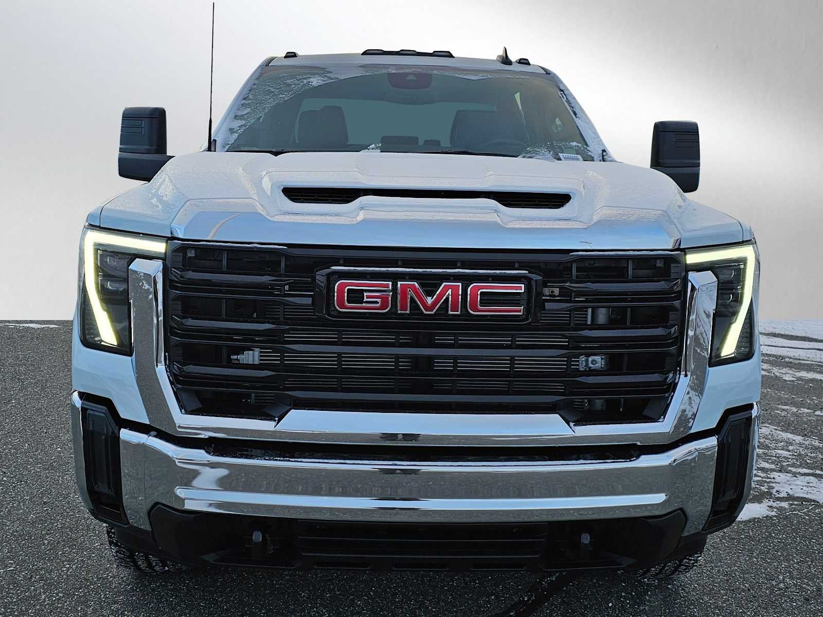 2025 GMC Sierra 2500HD Pro