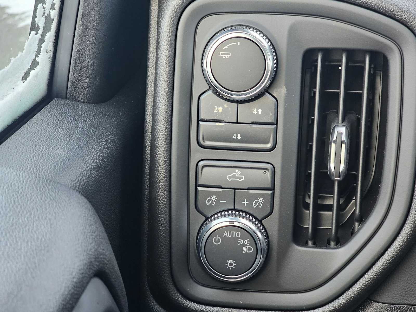 2025 GMC Sierra 2500HD Pro