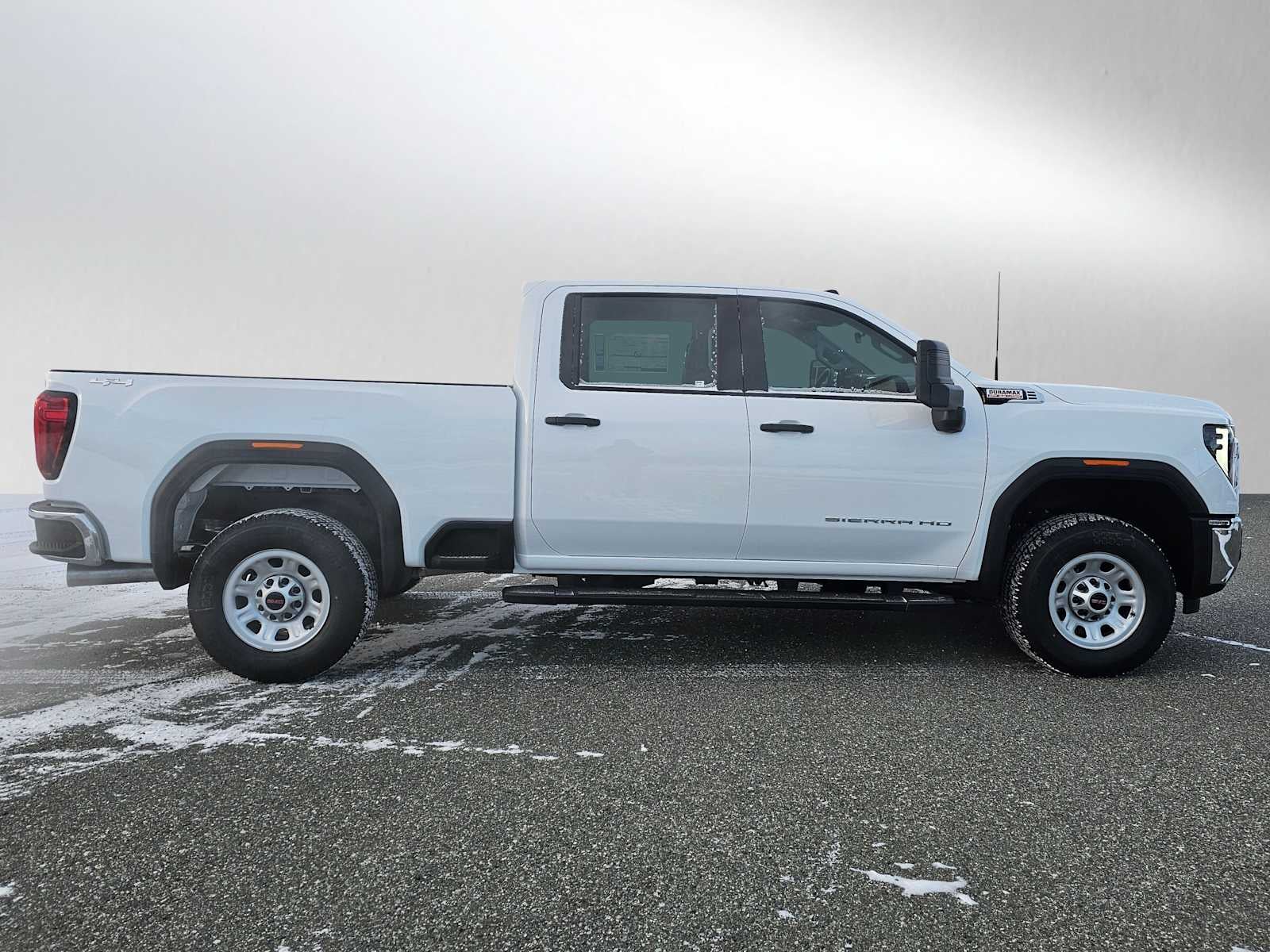 2025 GMC Sierra 2500HD Pro
