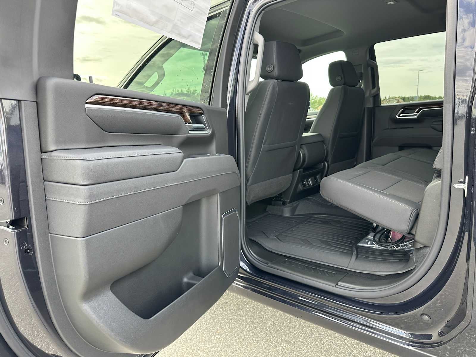 2025 GMC Sierra 2500HD SLE