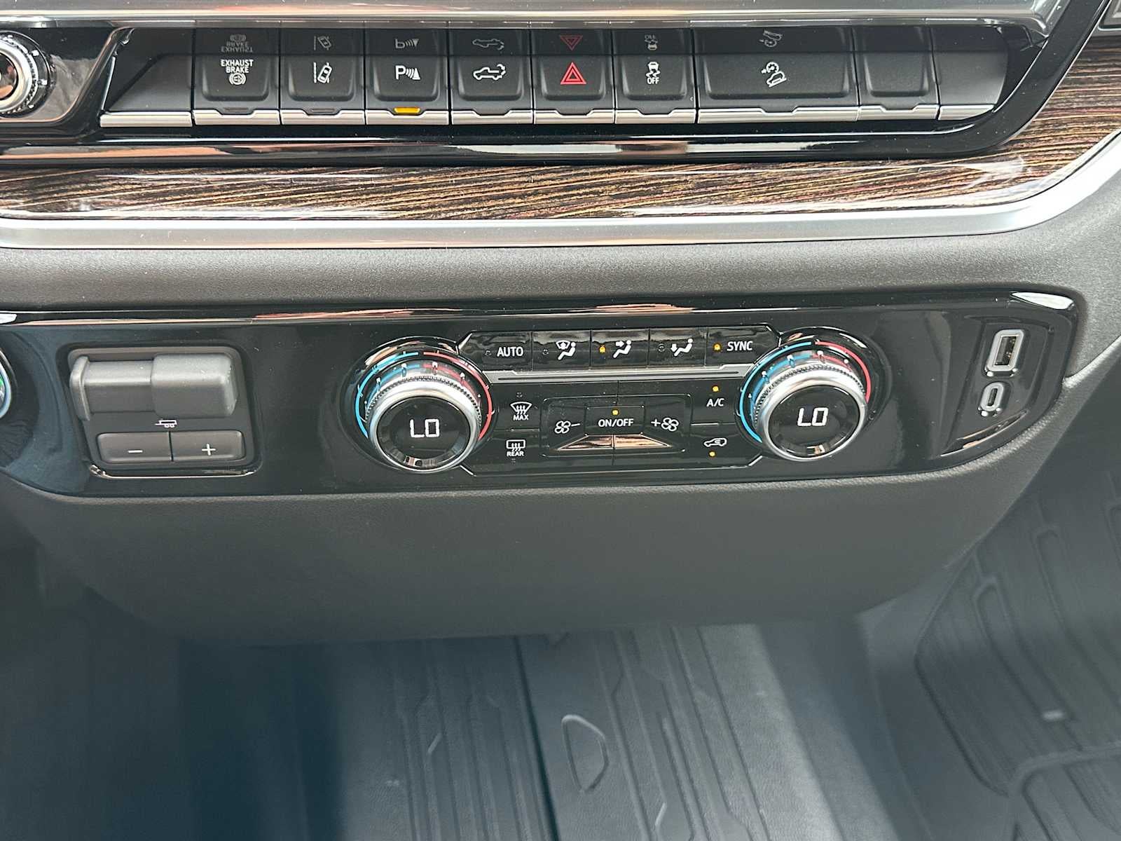 2025 GMC Sierra 2500HD SLE