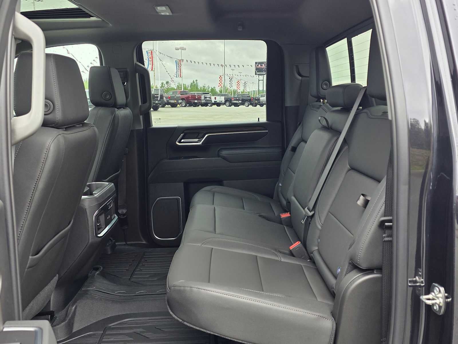2026 GMC Sierra 2500HD SLT