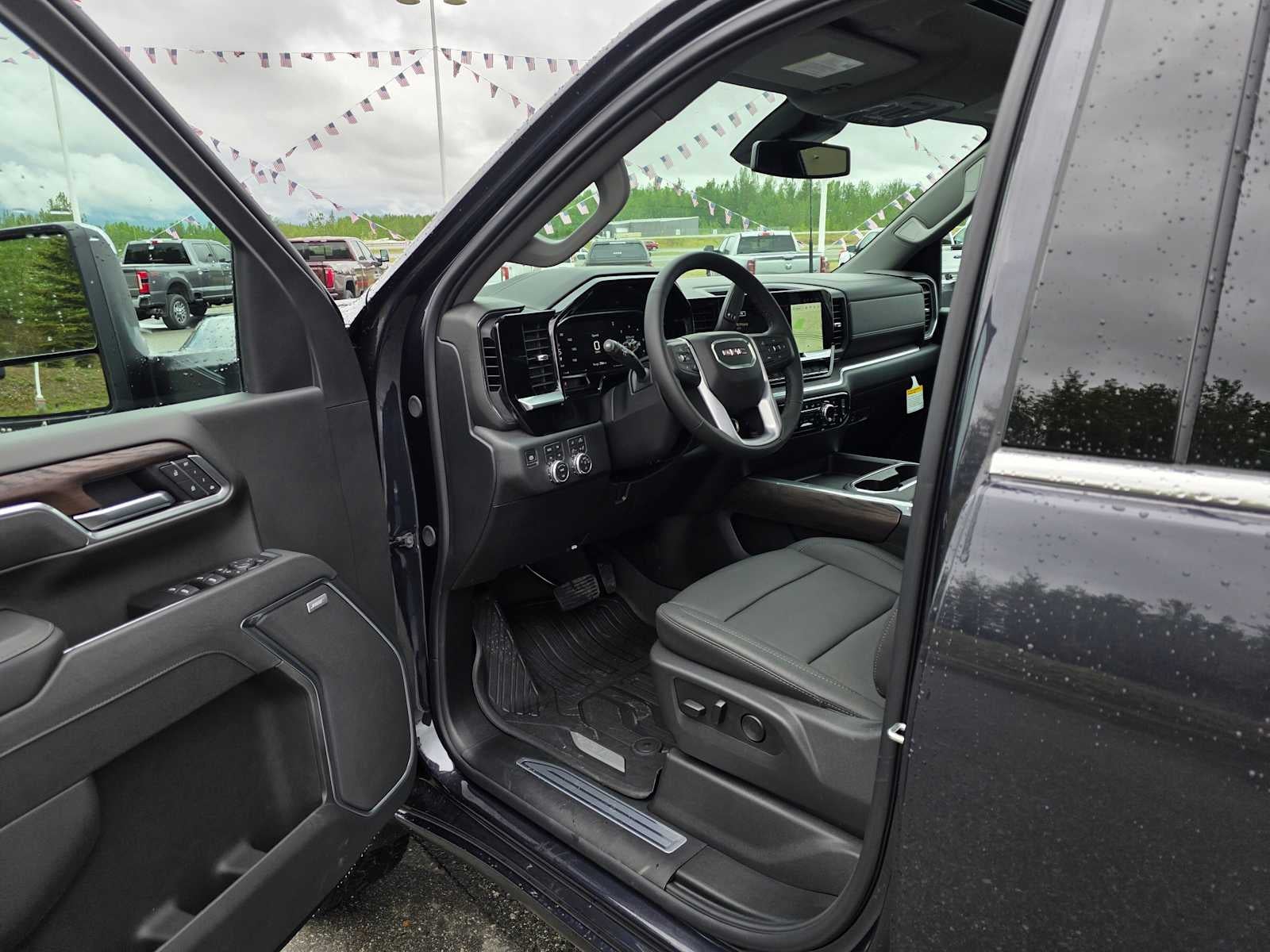 2026 GMC Sierra 2500HD SLT