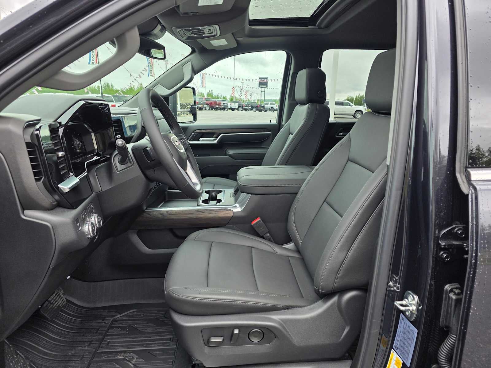 2026 GMC Sierra 2500HD SLT