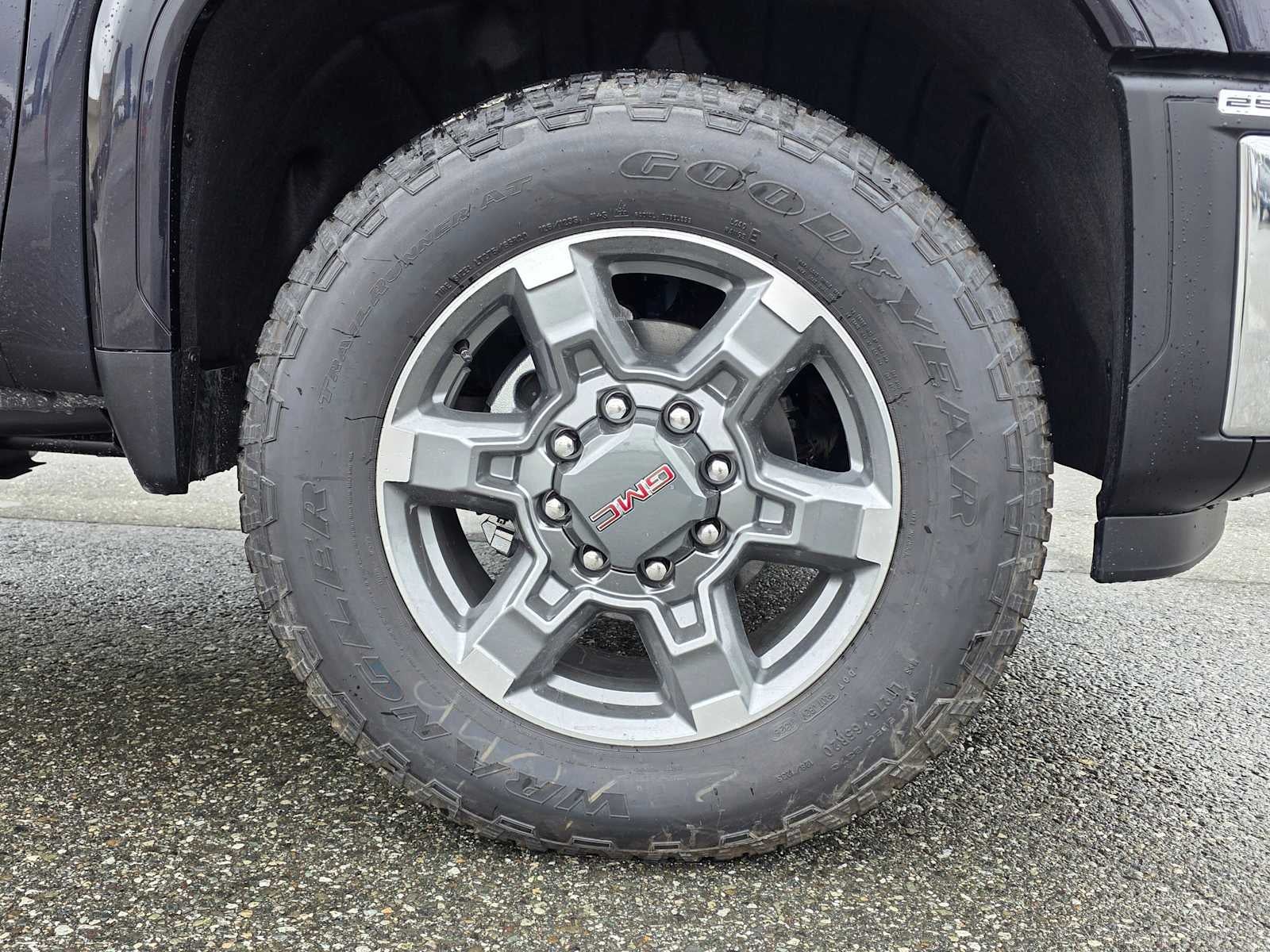 2026 GMC Sierra 2500HD SLT