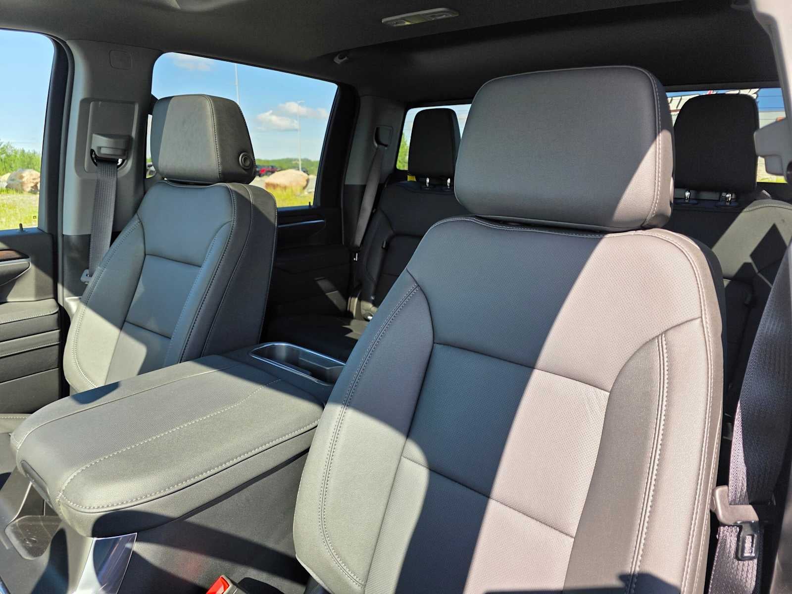 2026 GMC Sierra 2500HD SLT