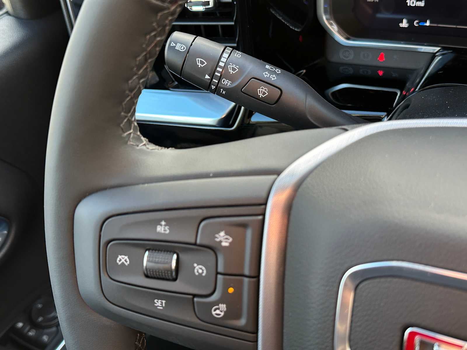 2026 GMC Sierra 2500HD SLT