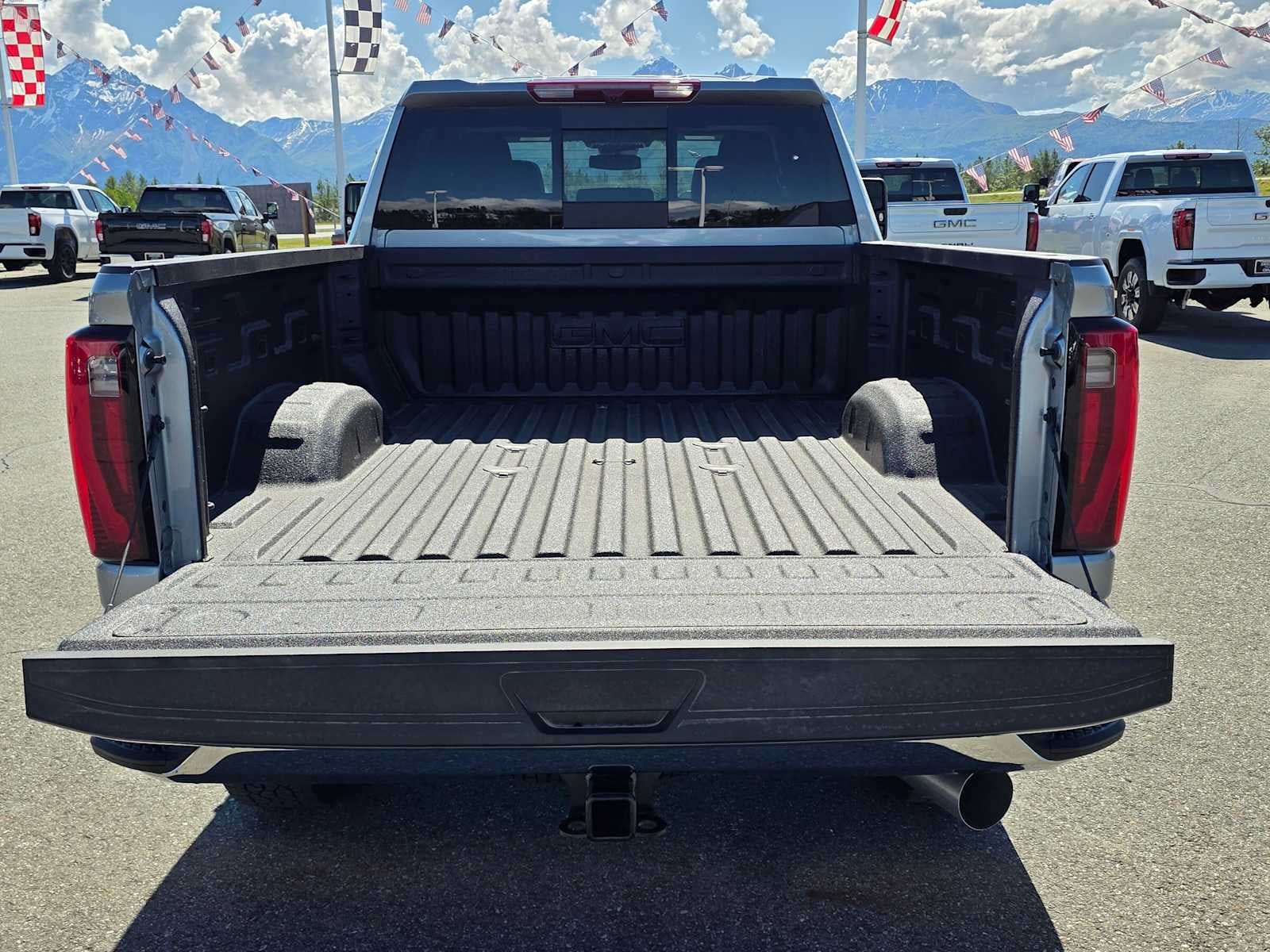 2026 GMC Sierra 2500HD SLT